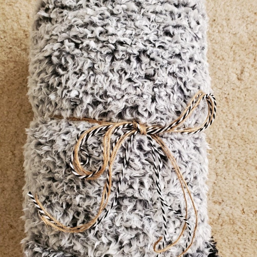 Gray Soft Sherpa Blanket Throw